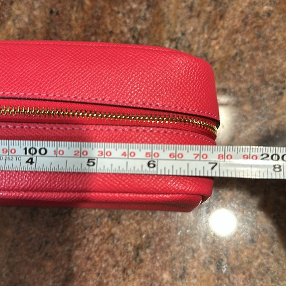 Coach makeup case - Picture 11 of 13